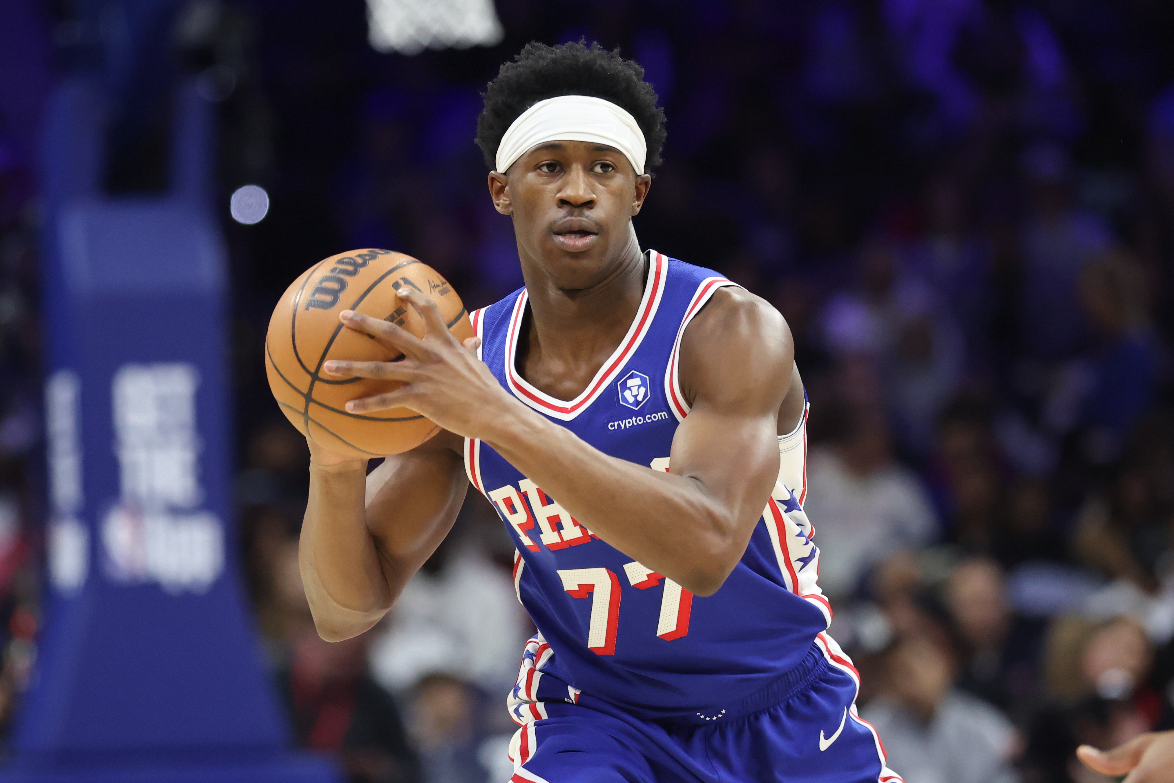 比尔·西蒙斯:埃奇库姆现在交易价值高过字母 他可能成为韦德